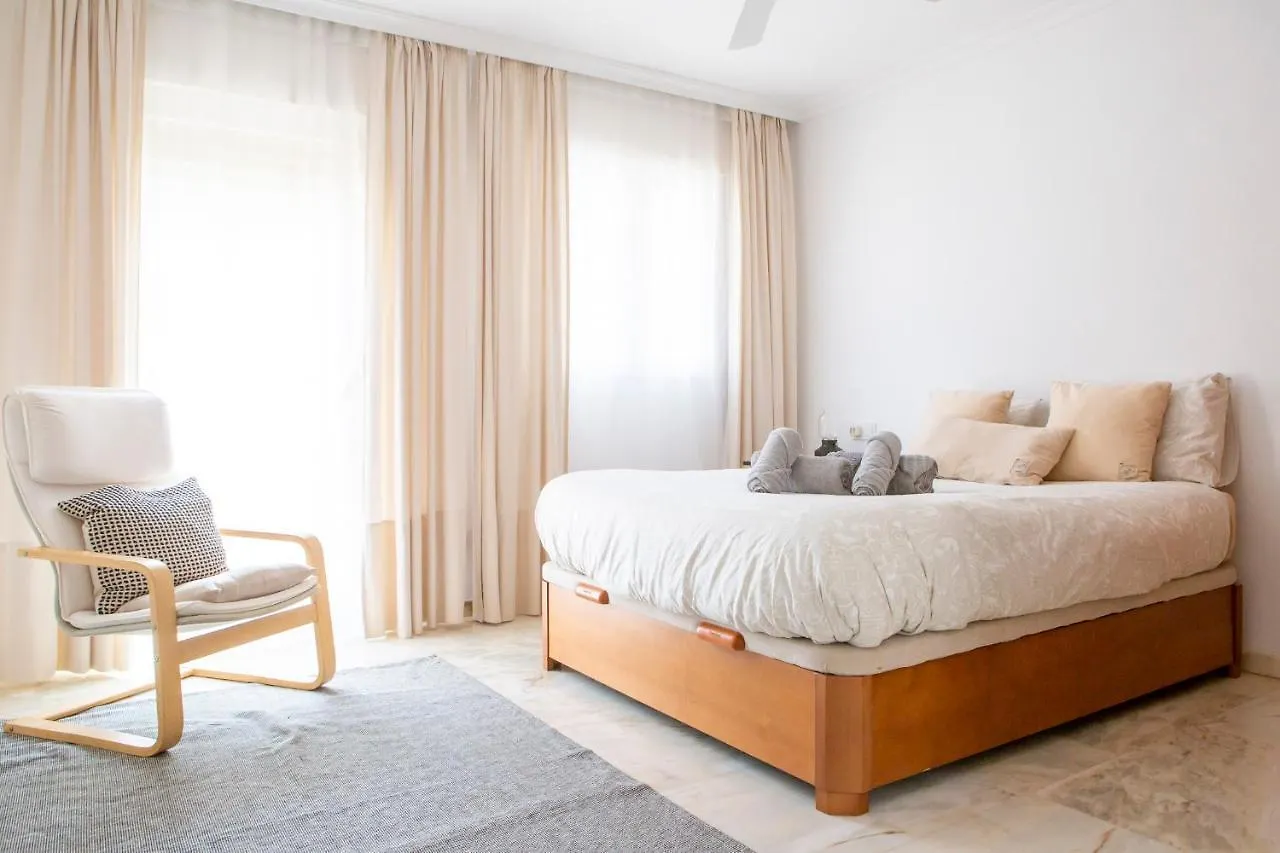 Casa Jardin - Residential Area -Free Parking Outdoor- Malaga Este