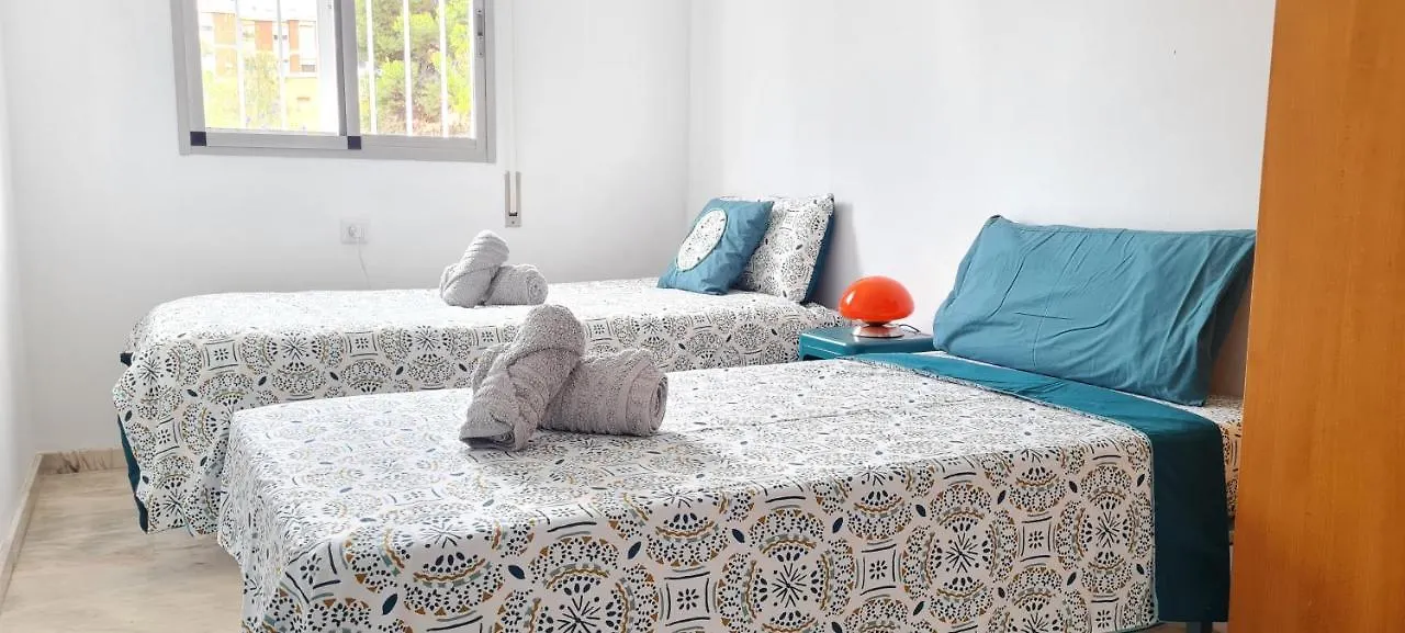 Holiday home Casa Jardin - Residential Area -Free Parking Outdoor- Malaga Este